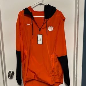 Men’s Nike hooded Clemson windbreaker pullover 1/4 zip size large NWT